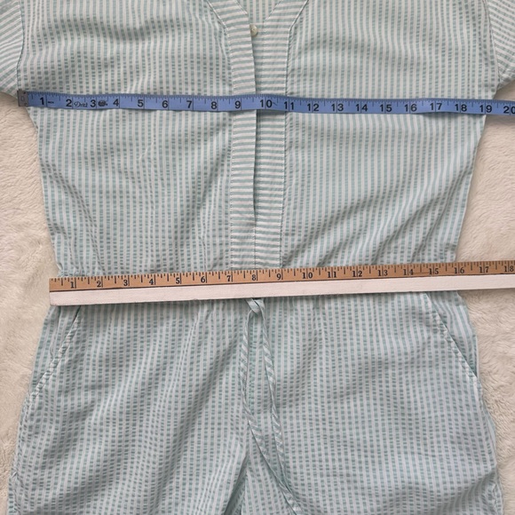 Vineyard Vines Romper Women's XS Aqua Blue White Stripe Seersucker Pocket Casual - Picture 8 of 8
